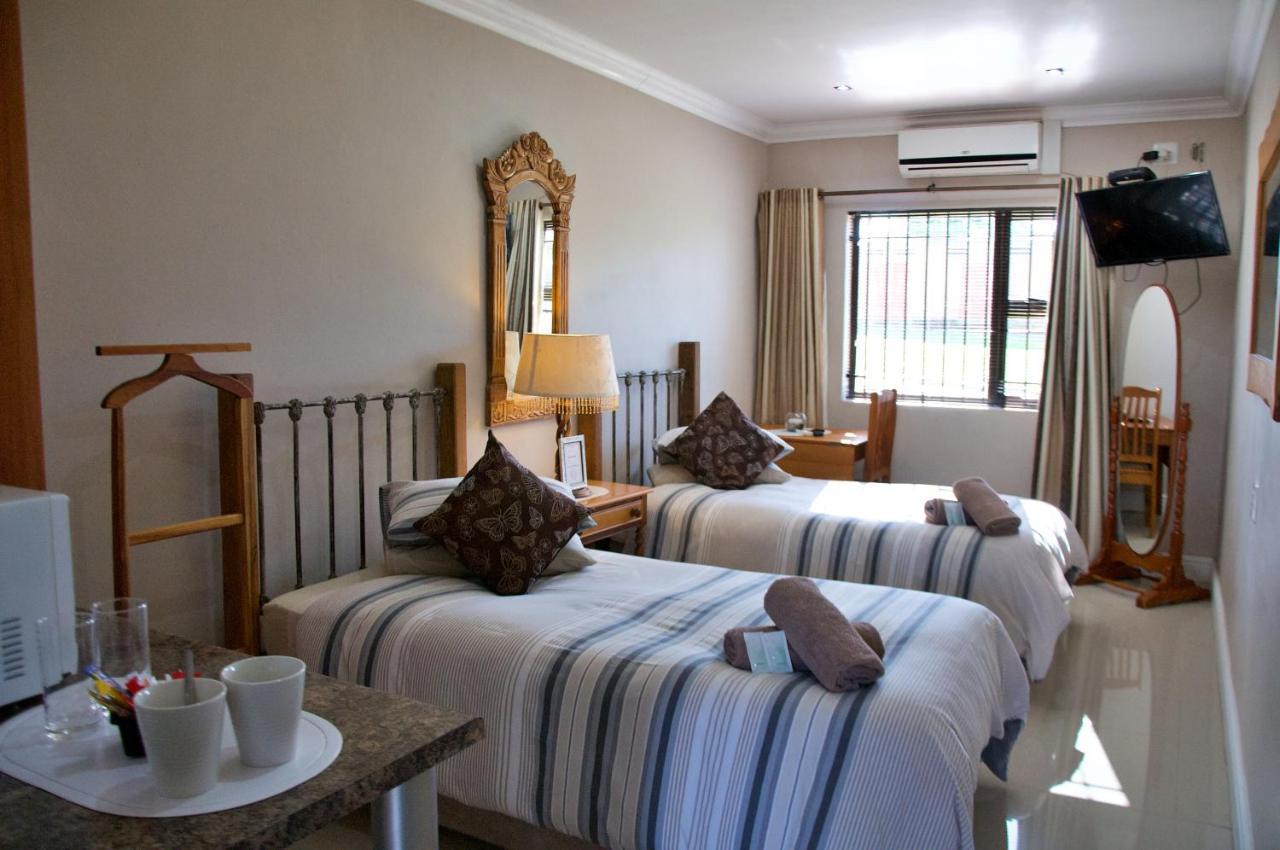 Mi Casa Guest House Uitenhage Exterior foto