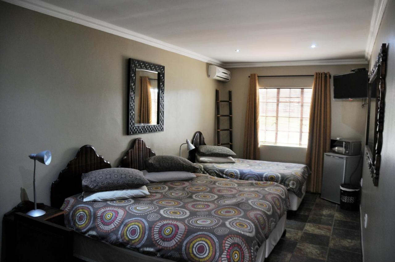 Mi Casa Guest House Uitenhage Exterior foto