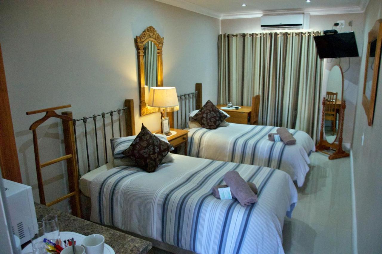 Mi Casa Guest House Uitenhage Exterior foto